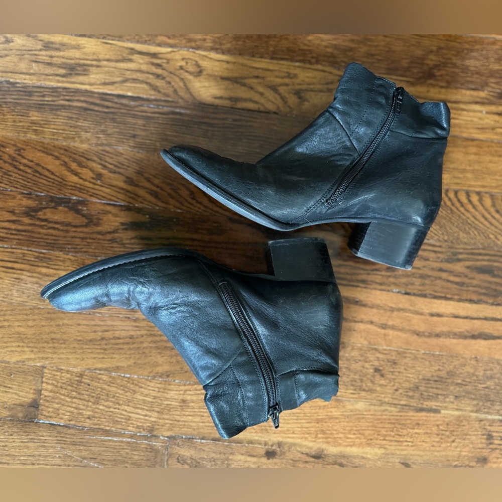 Paul Green Black Boot size 8 Women